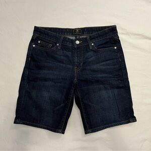 GAP blue denim Bermuda shorts in a dark wash